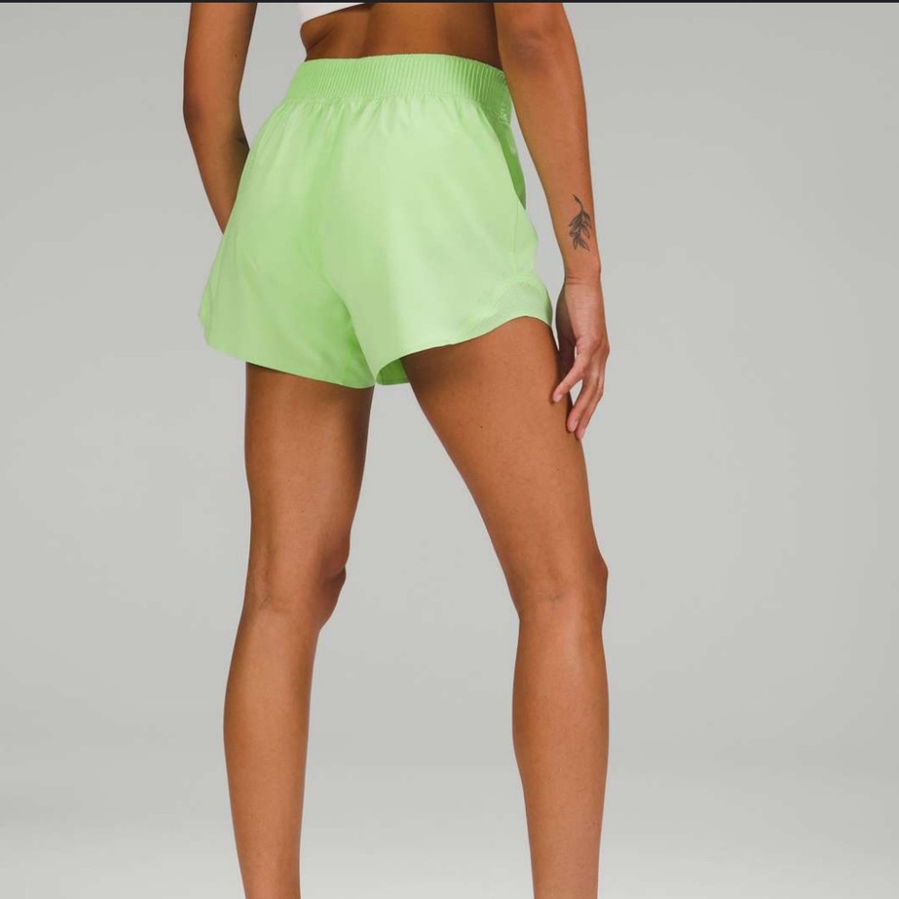 Lululemon High Rise Hotty Hot Short SE